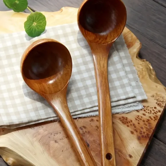 Beautiful long wooden lidl - Picture 4 of 4